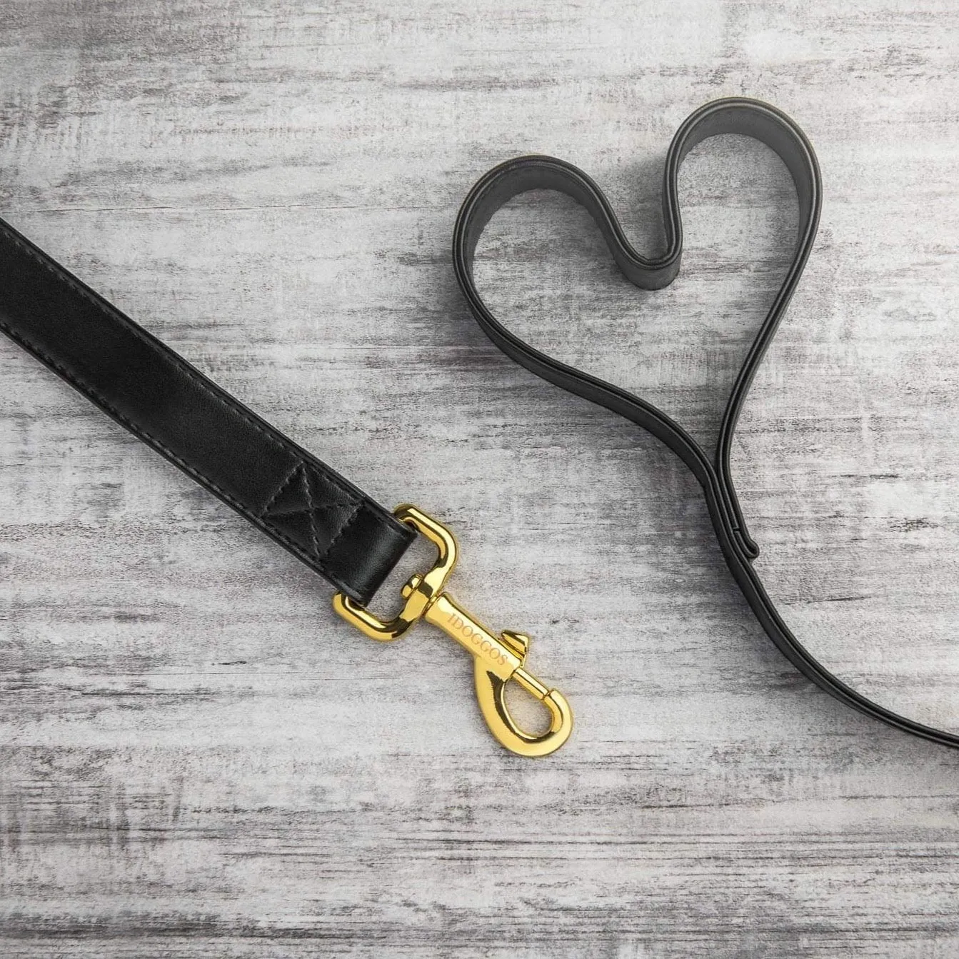 Dark Knight Gold Leash