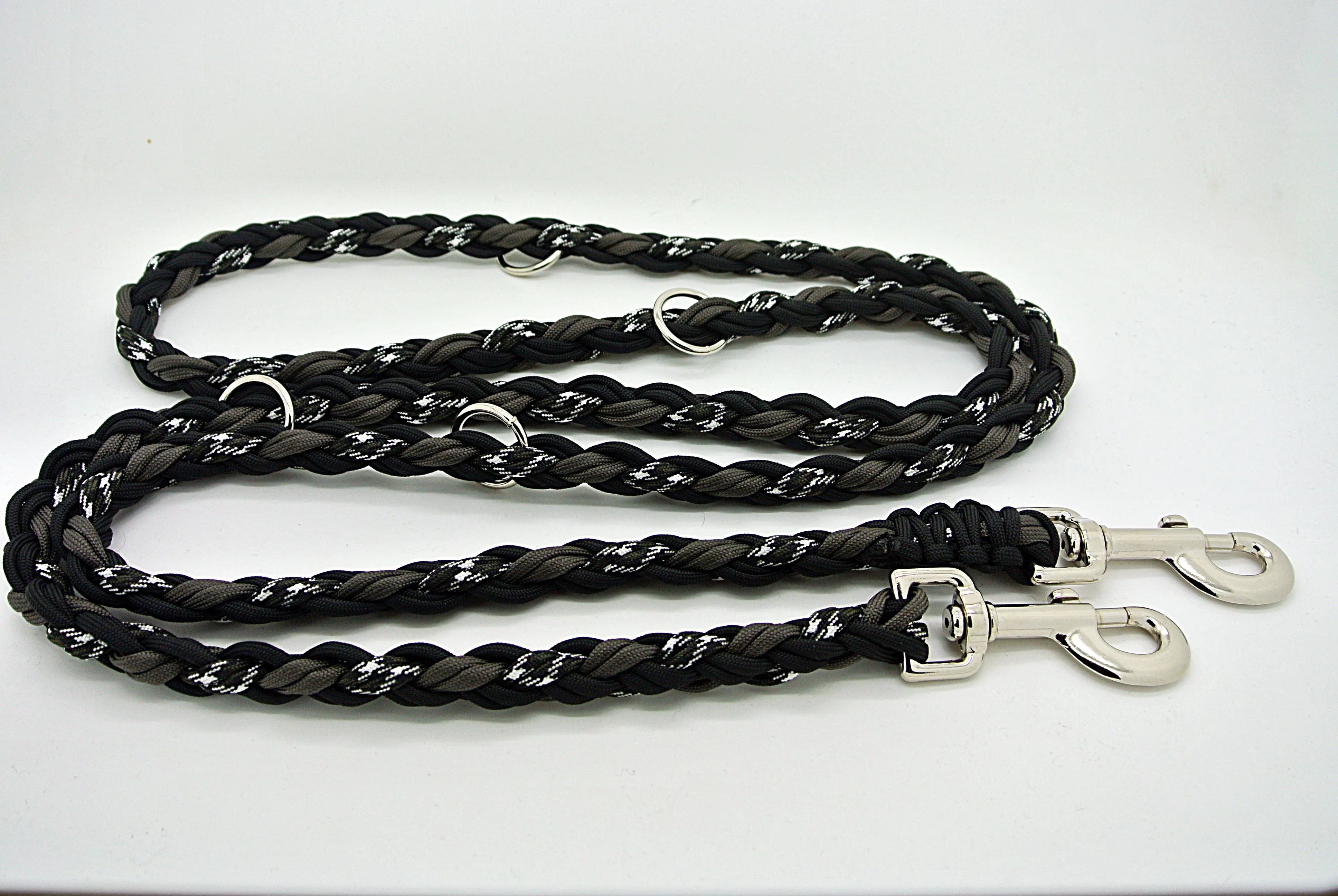 Dark Knight Multipurpose Leash (Gray and Black)